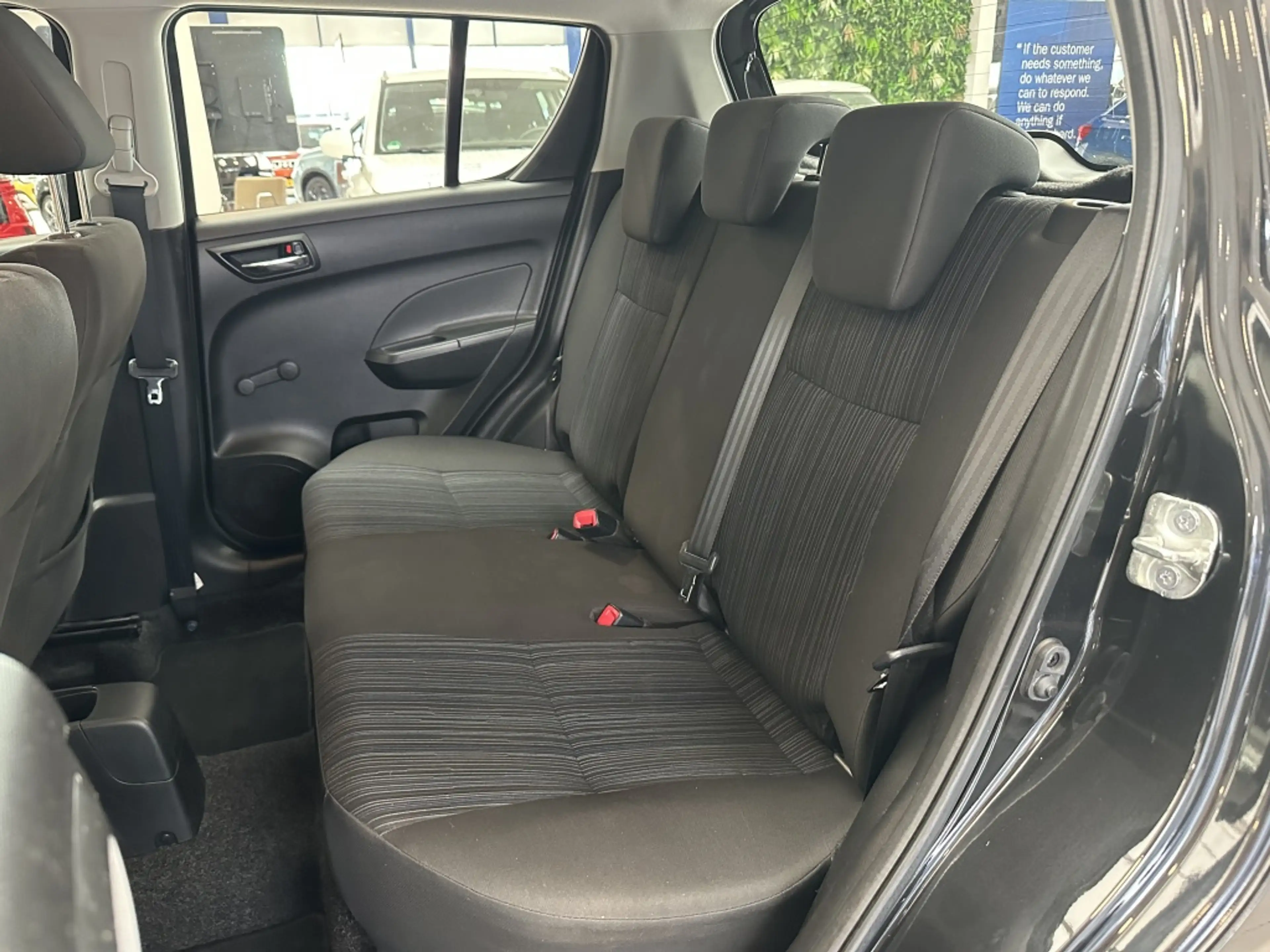 Suzuki Swift 1.2 Dynamic [ AIRCO I LAGE KM I 16 INCH I CRUISE ] — photo 6