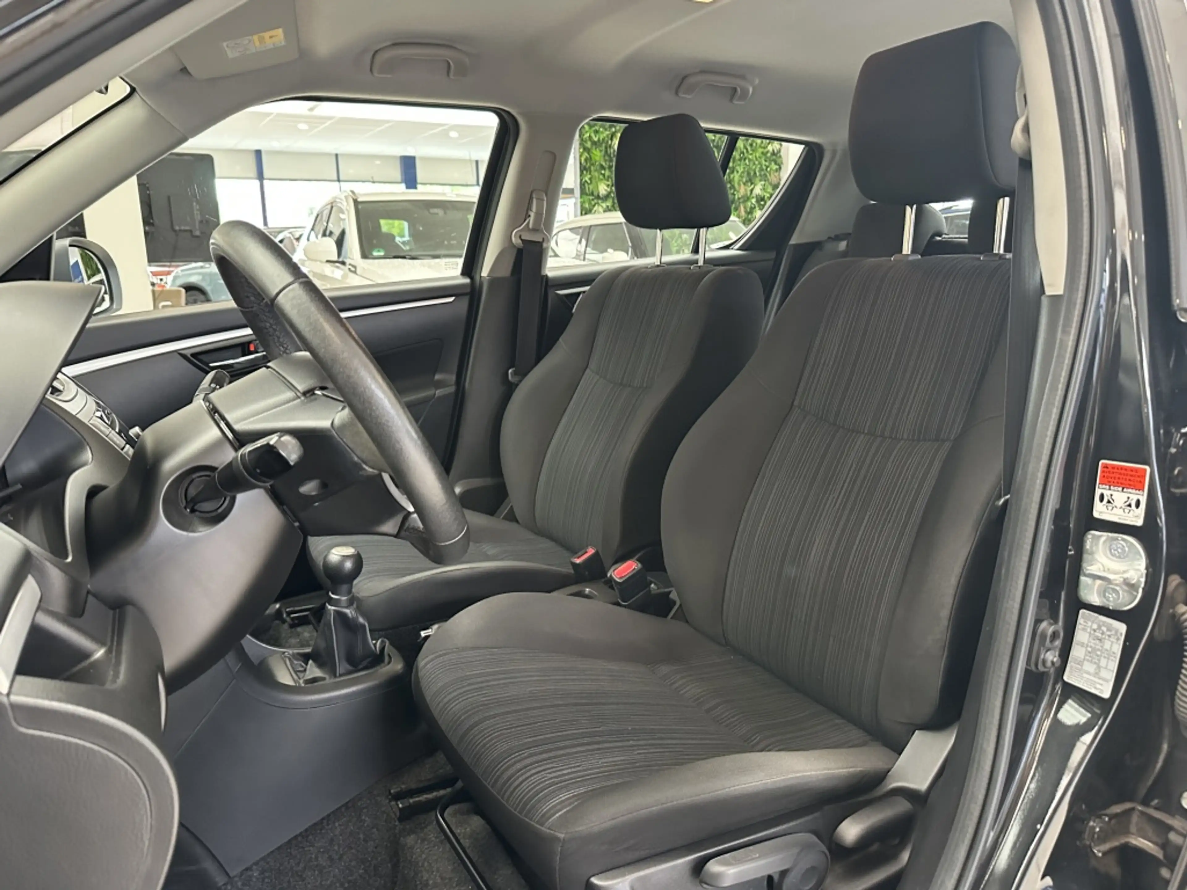 Suzuki Swift 1.2 Dynamic [ AIRCO I LAGE KM I 16 INCH I CRUISE ] — photo 4