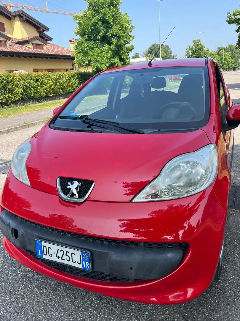 Peugeot 107 1.0 Benzina (68 CV / 50 kW CFA (384F) Rosso - 2