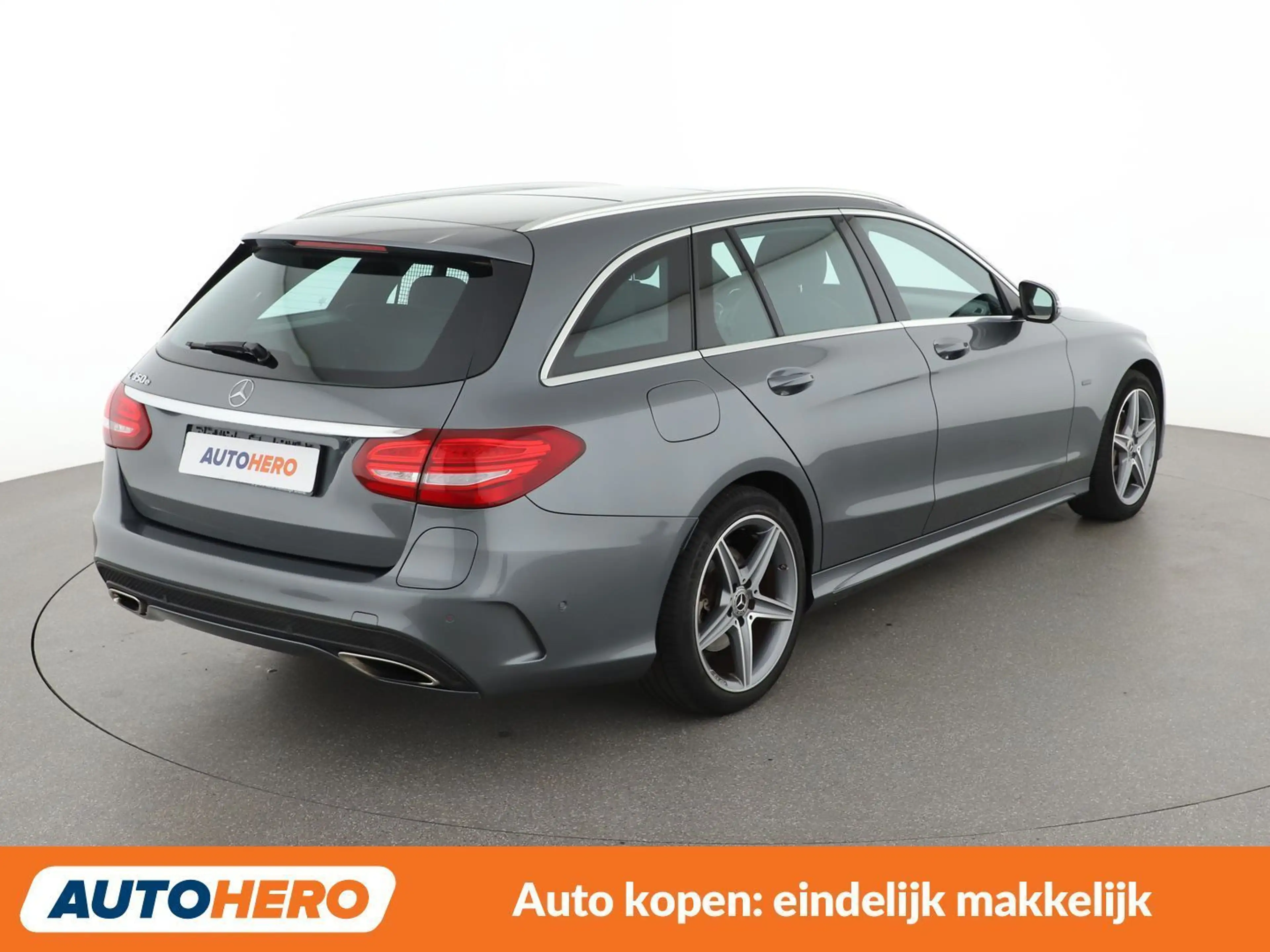 Mercedes-Benz C 350 C 350 T AMG Line — photo 6