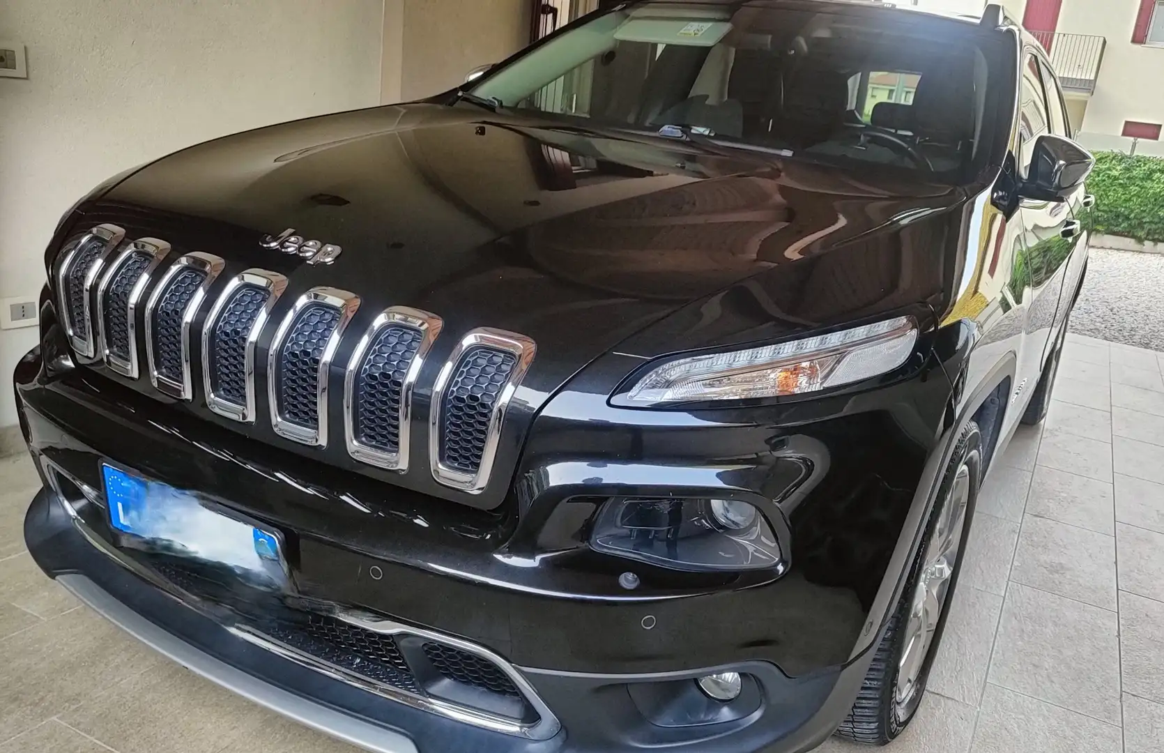 Jeep Cherokee Cherokee V 20142.0 mjt II Limited fwd 140cv Noir - 1