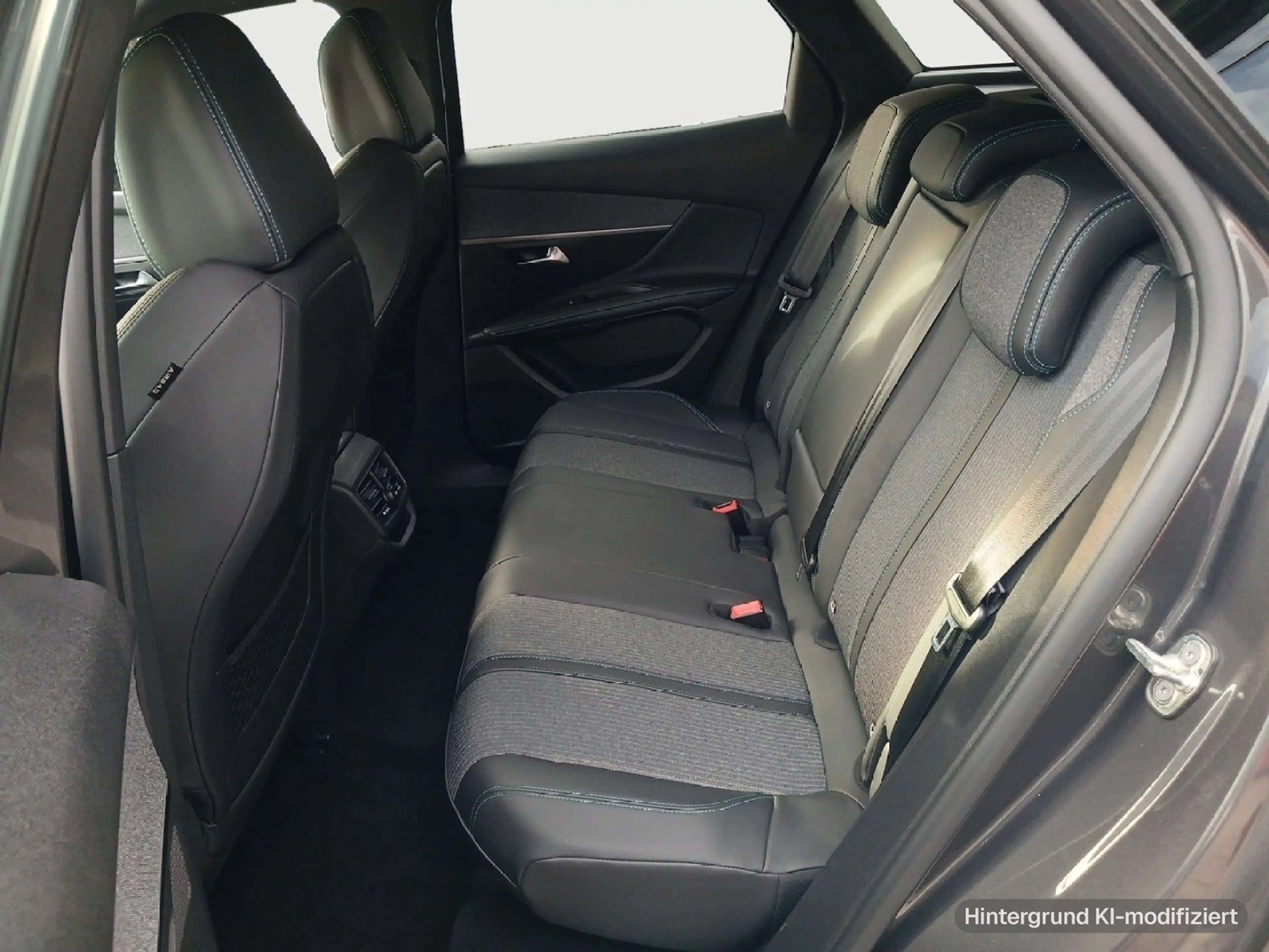 Peugeot 3008 PT 130 EAT8 Allure-Pack AHK,SHZ — photo 13