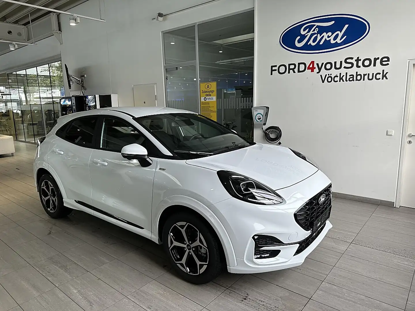 Ford Puma 1,0 EcoBoost Hybrid ST-Line Weiß - 1