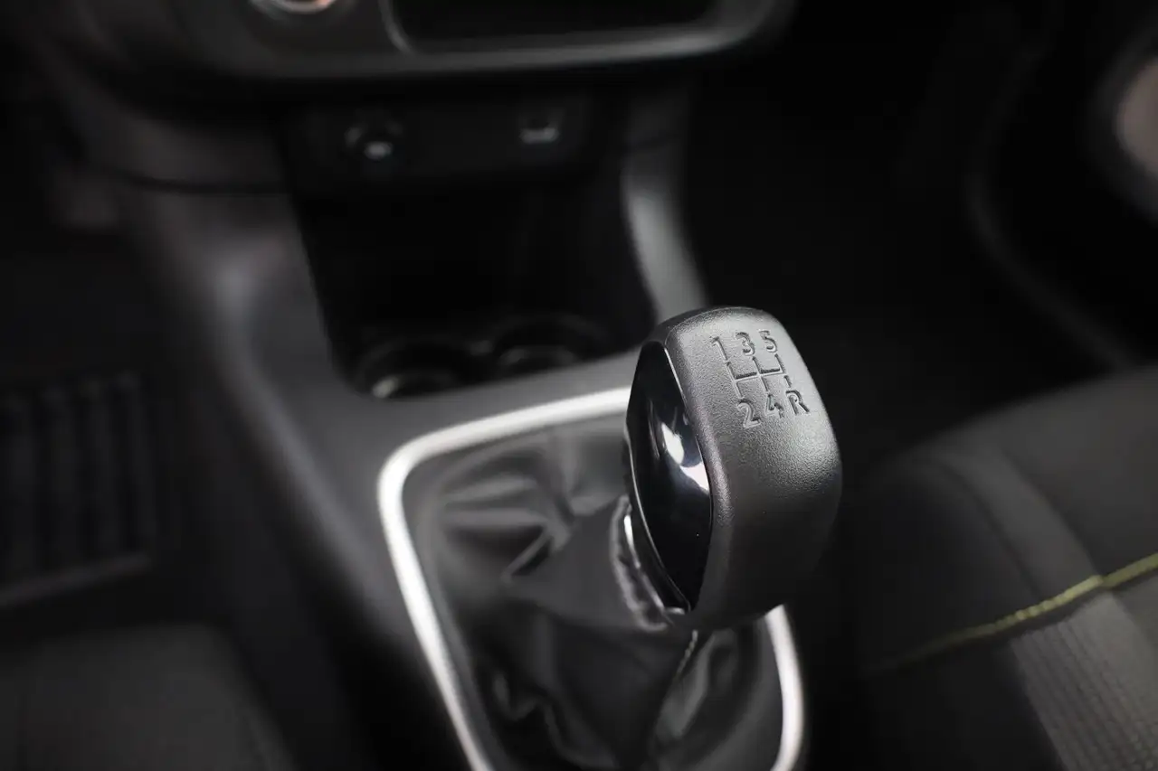 Citroen C3 PureTech 83 Shine LED Tempomat AppConnect, миниатюра 13