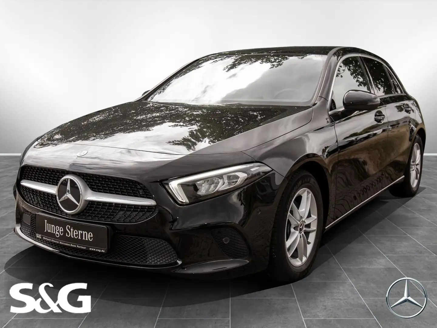 Mercedes-Benz A 180 Kompaktlimousine Edition 19 progressive Zwart - 1