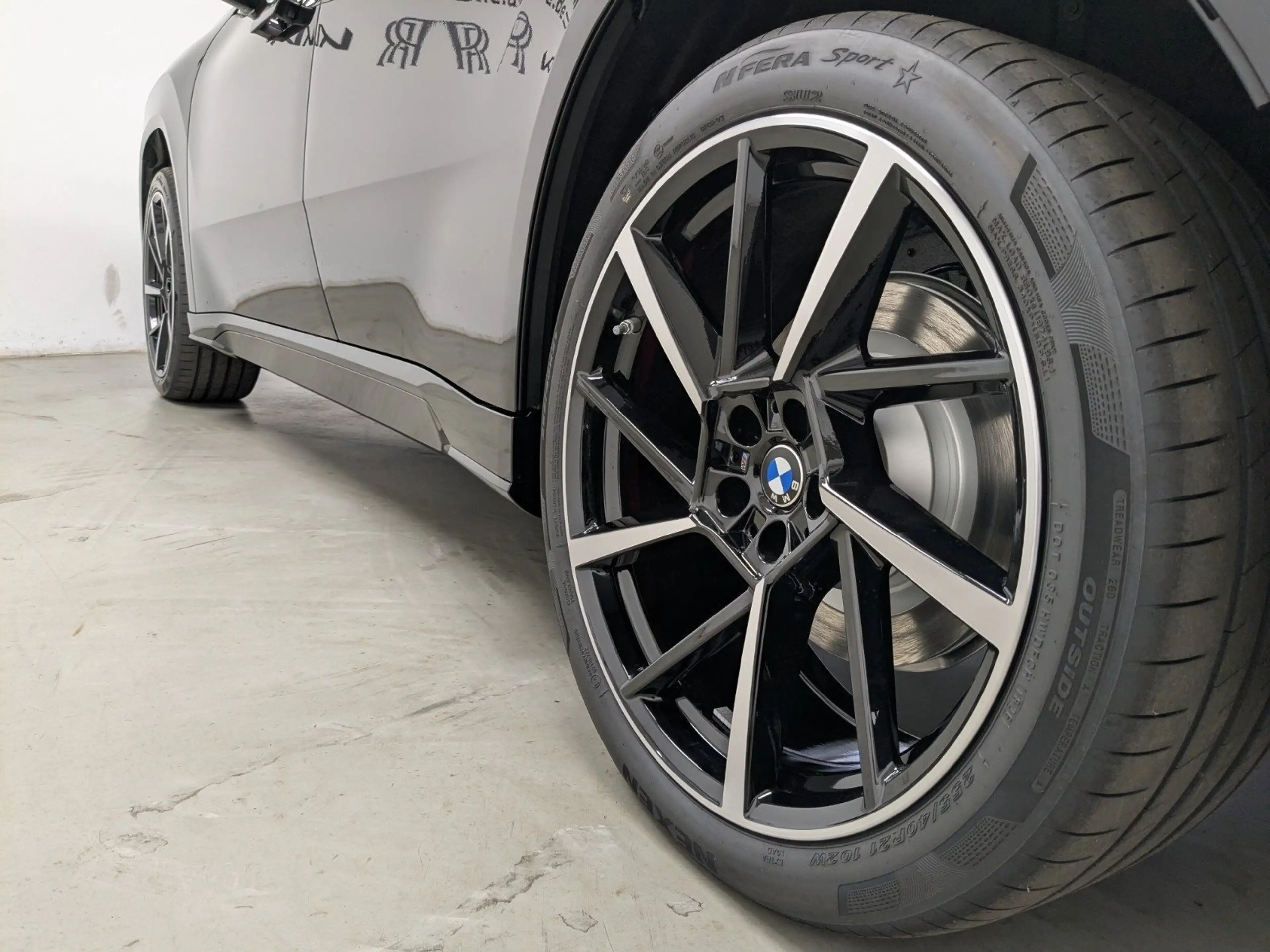BMW iX3 40 M Sport Pro HUD PANO AC Prof. — photo 15