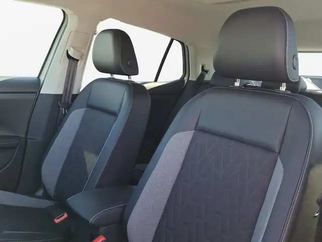 Volkswagen T-Cross view 10