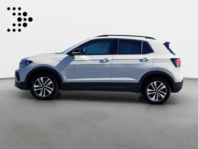 Volkswagen T-Cross view 3