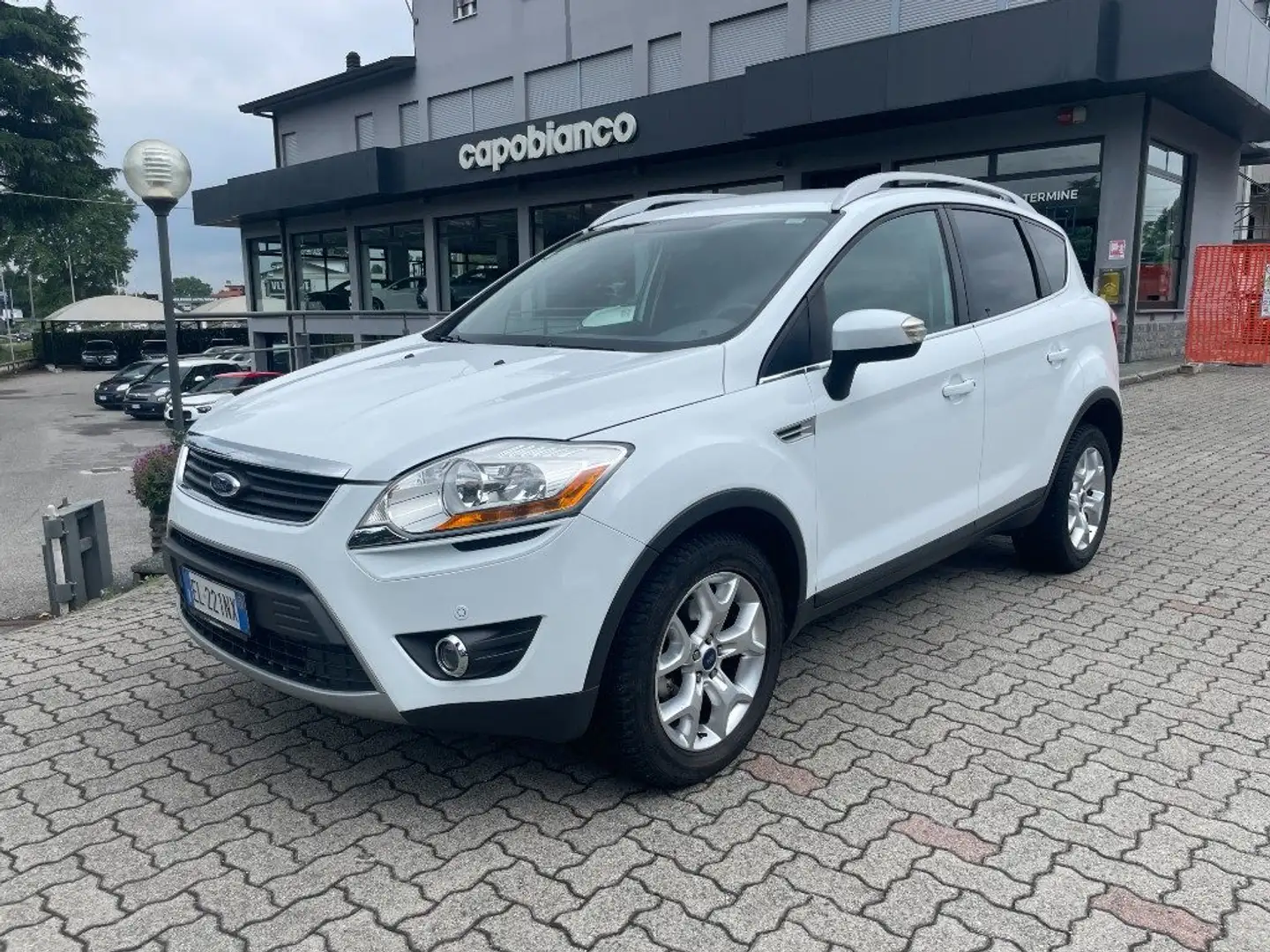 Ford Kuga 2.0 TDCi 140 CV 2WD Titanium-UNICO PROPRIETARIO- Bianco - 1