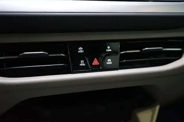 Volkswagen T7 California view 15