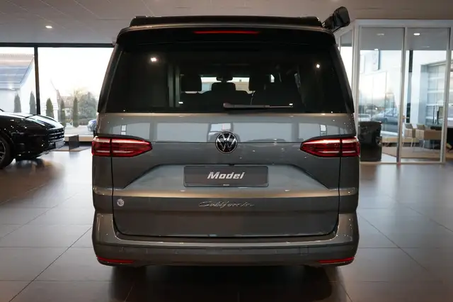 Volkswagen T7 California view 7
