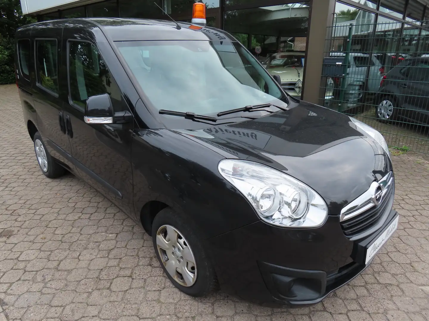 Opel Combo Tour 1.6 CDTI Edition *nur 80 TKM*1.Hand*HU neu* Schwarz - 1