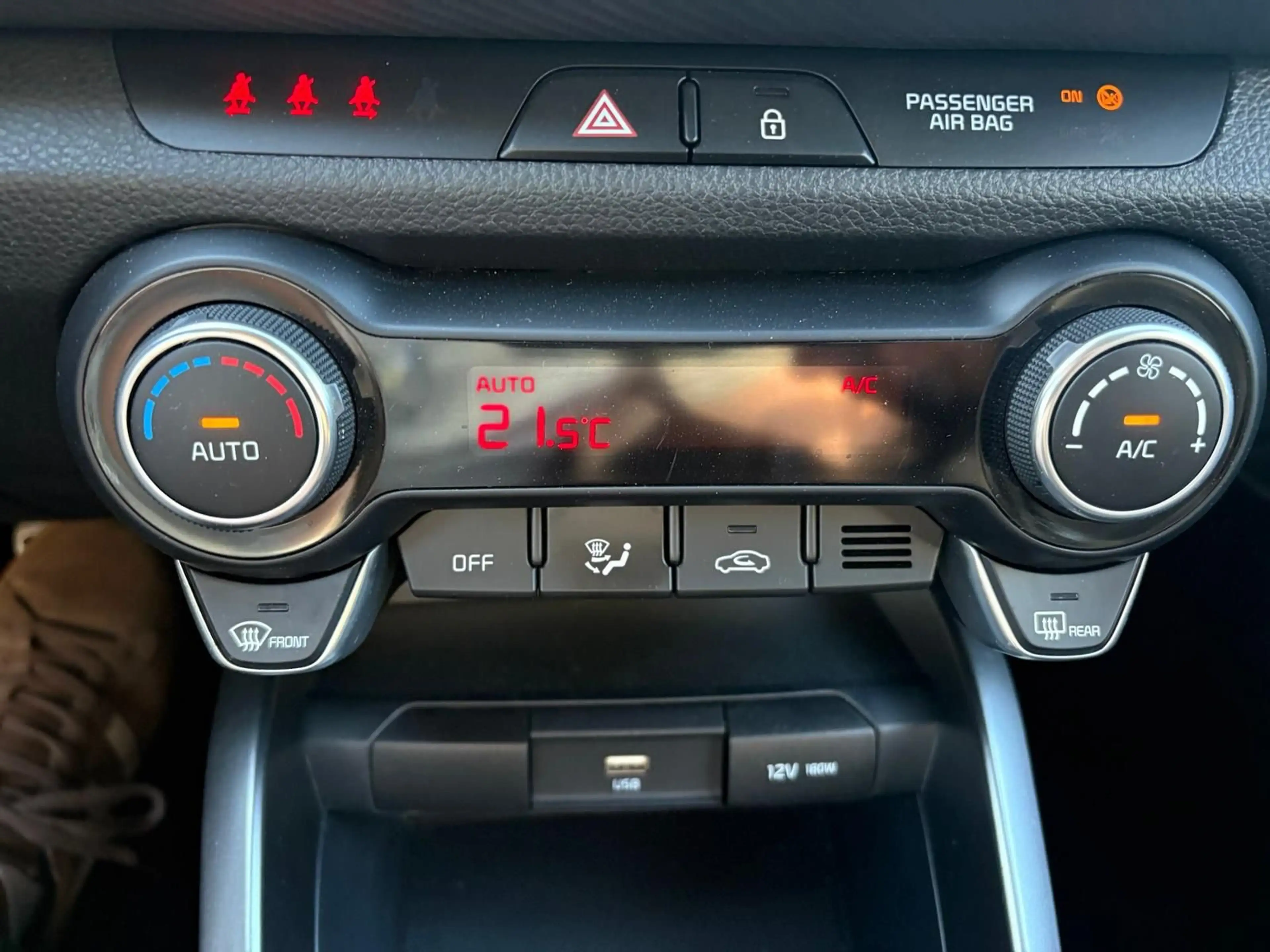 Kia Rio T GT Line — photo 11