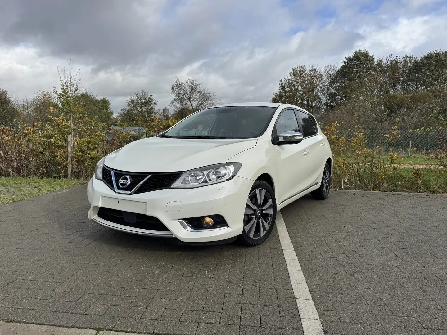 Nissan Pulsar 360 camera*dab*leder*navi Wit - 1
