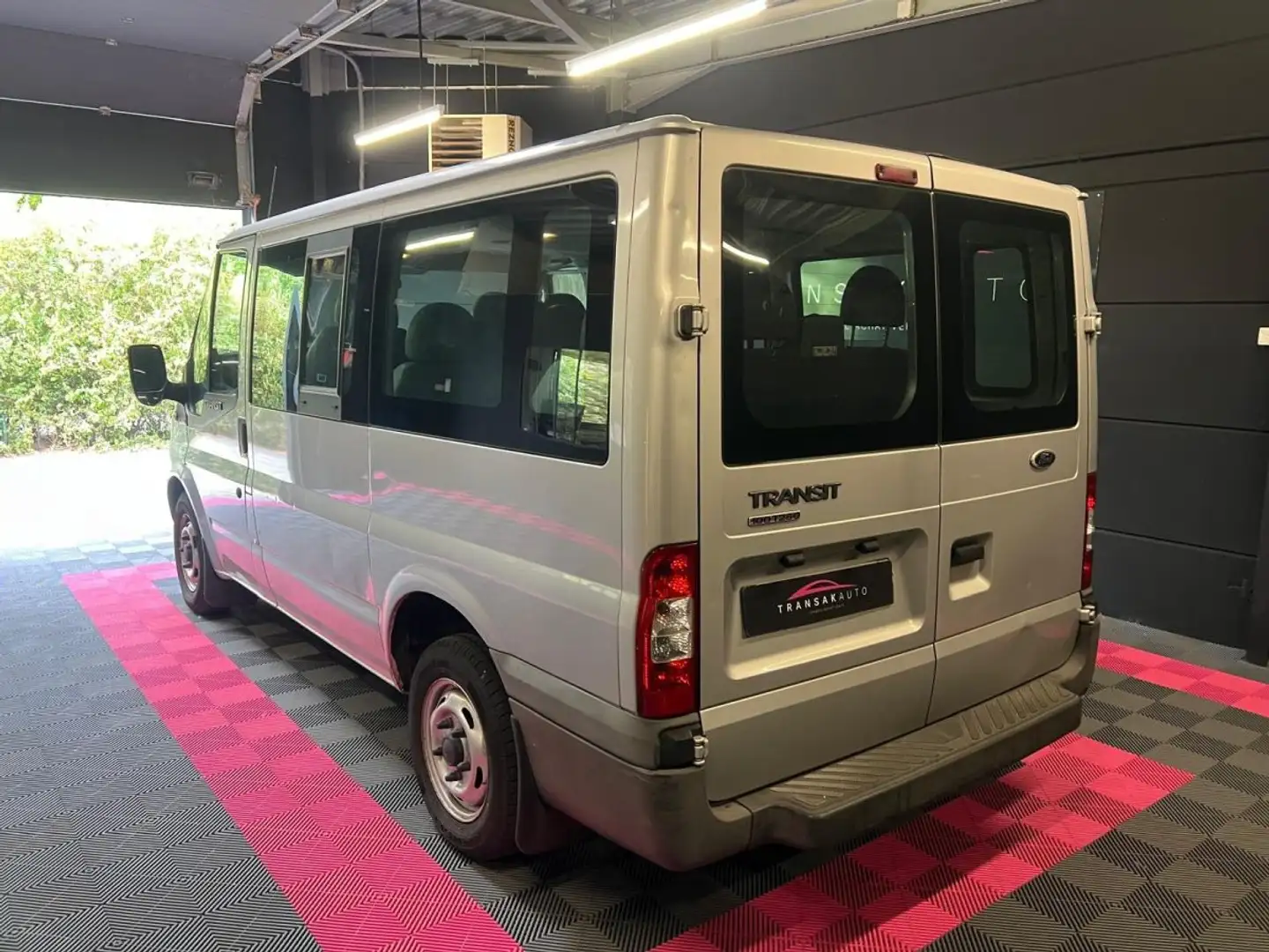 Ford Transit KOMBI 280 C TDCi 100 / 9 PLACES / CHAINE DE DISTRIBUTION NEUVE Gris - 2