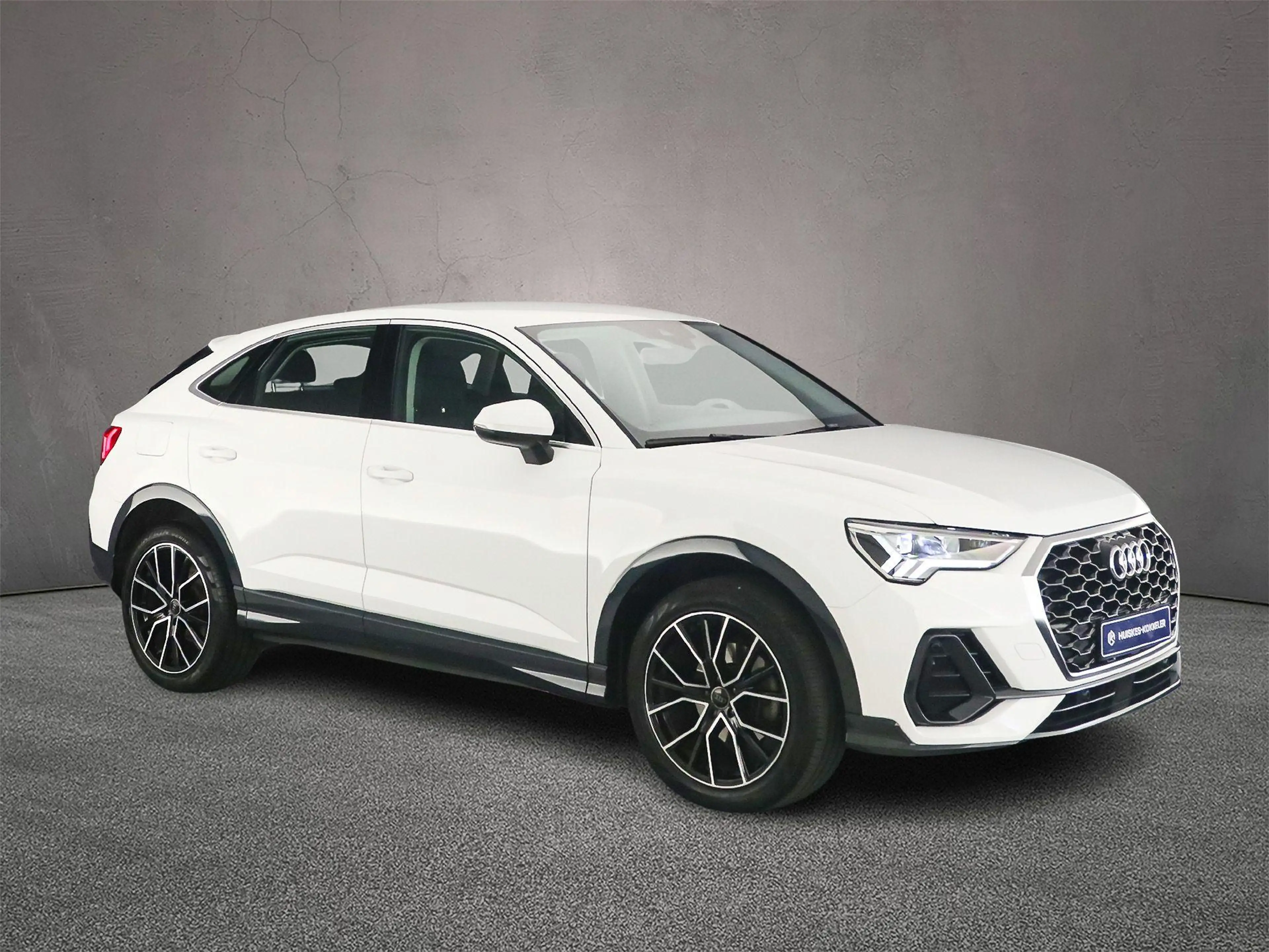 Audi Q3 Sportback 35 TFSI S Edition | Achteruitrijcamera | — photo 8