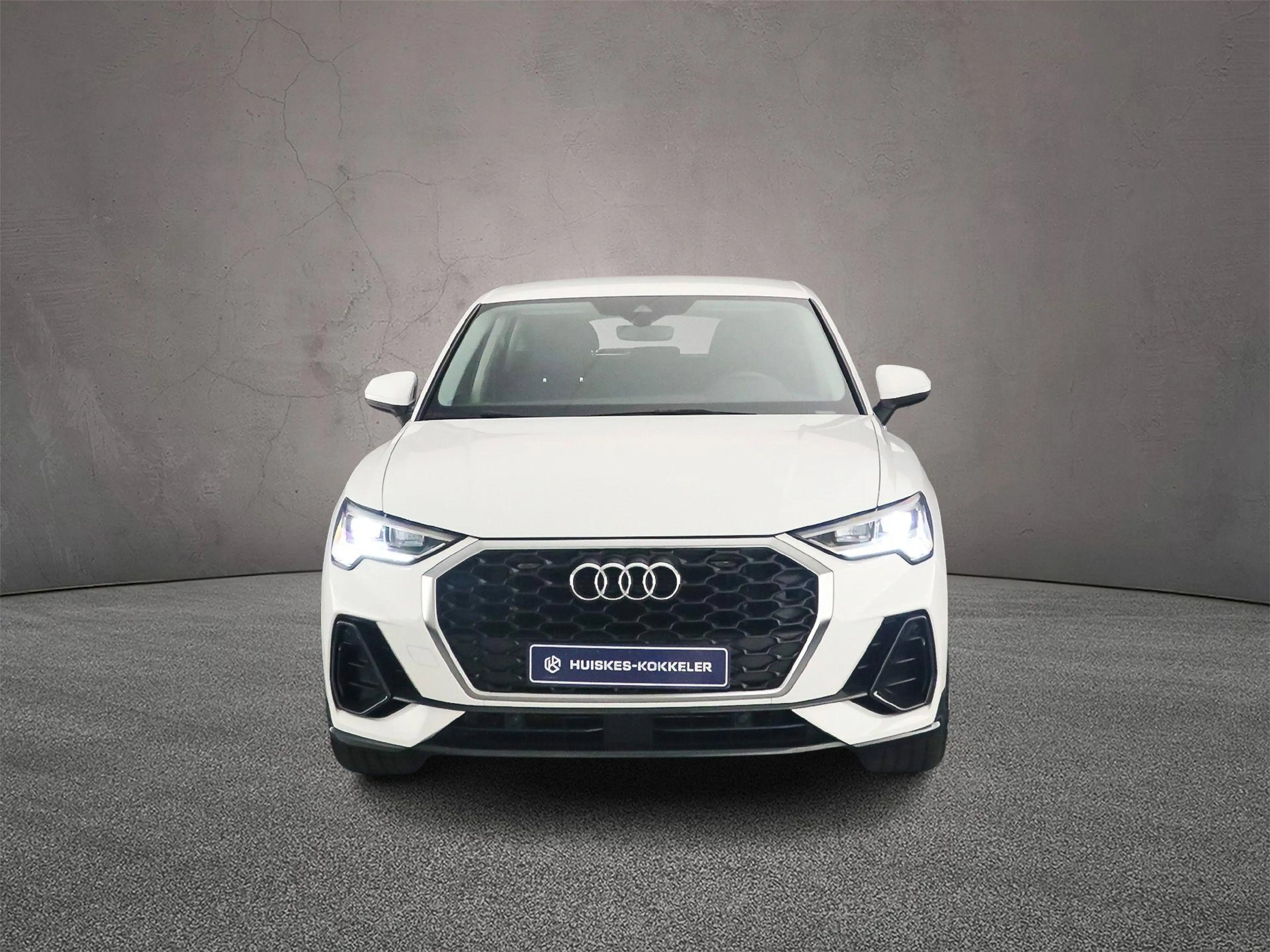 Audi Q3 Sportback 35 TFSI S Edition | Achteruitrijcamera | — photo 9