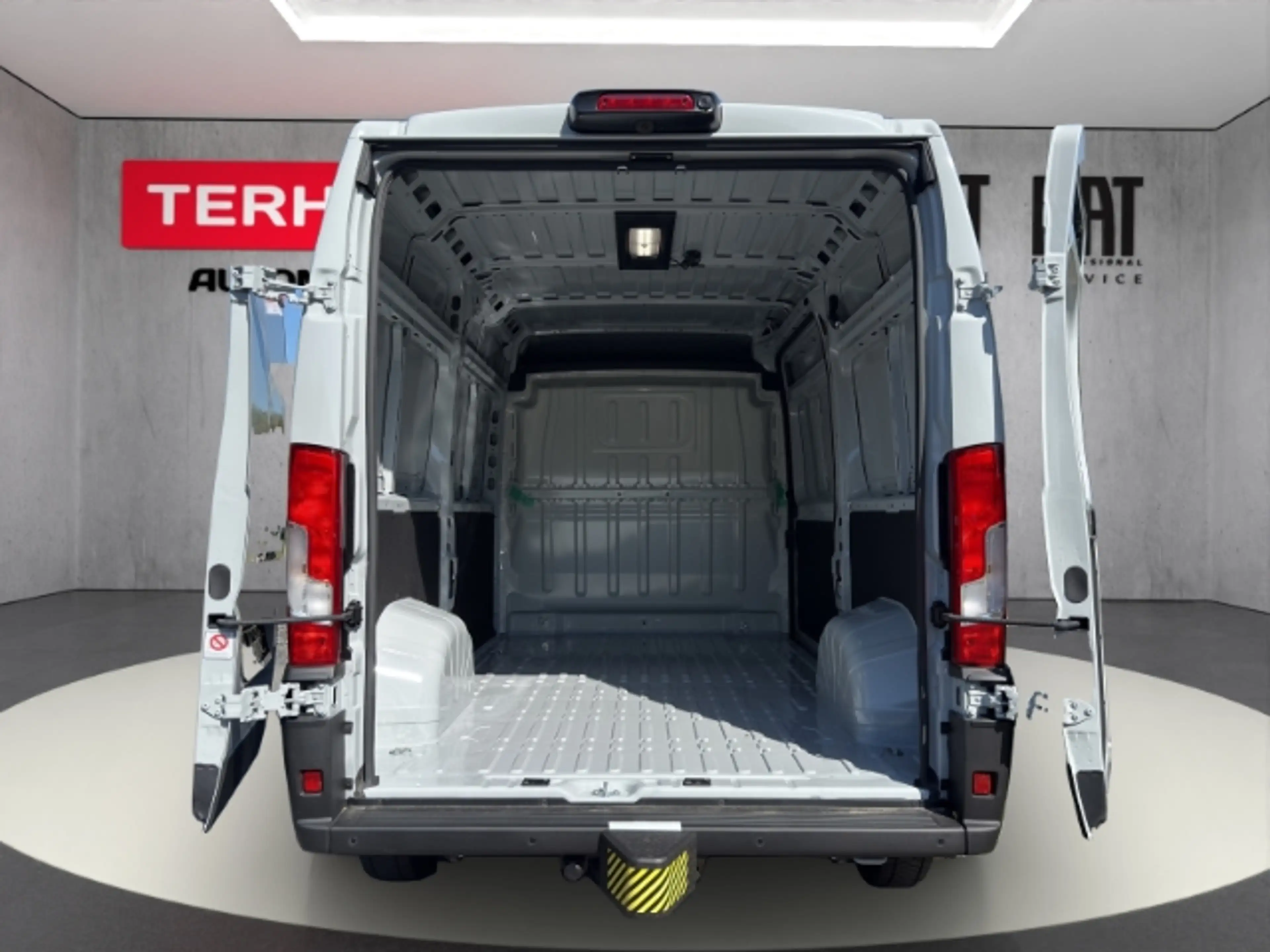 Fiat Ducato KaWa 35 L2H2 180//Paket Techno/Voll-LED/ACC/Einzel — photo 6