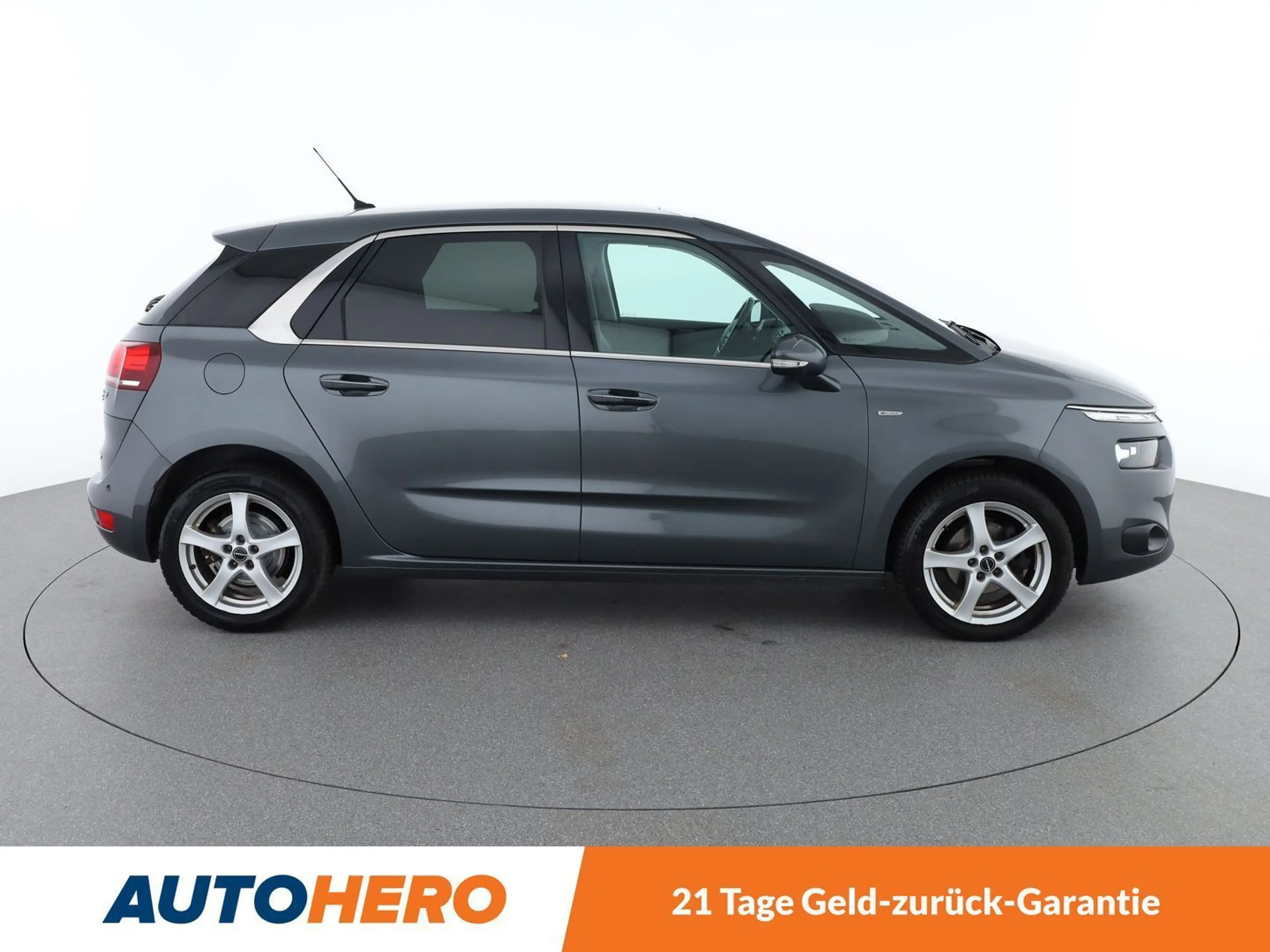 Citroen C4 Picasso 1.6 Blue-HDi Exclusive — photo 7