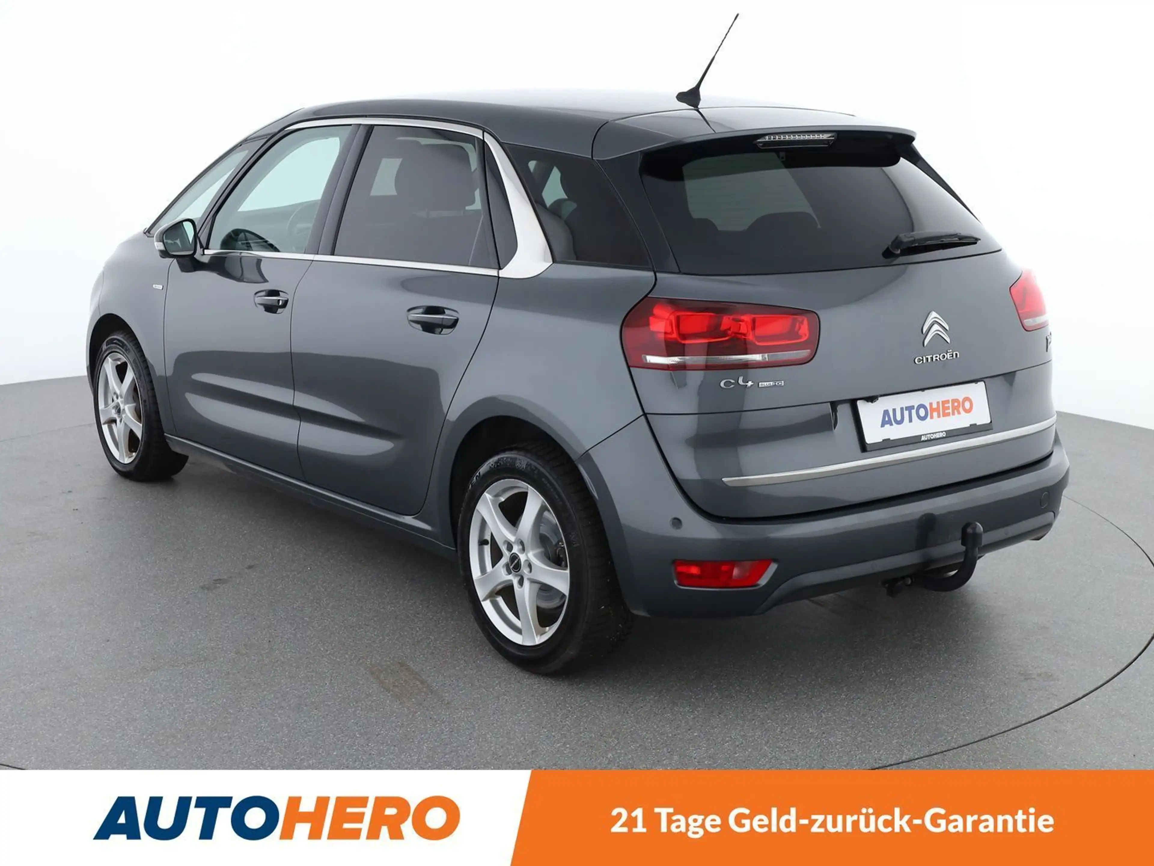 Citroen C4 Picasso 1.6 Blue-HDi Exclusive — photo 4