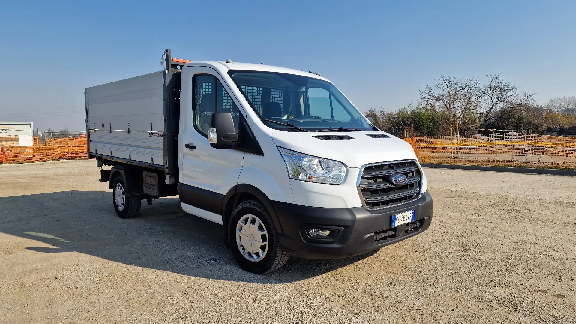 Ford Transit 2.0 TDCi MHEV Белый - 1