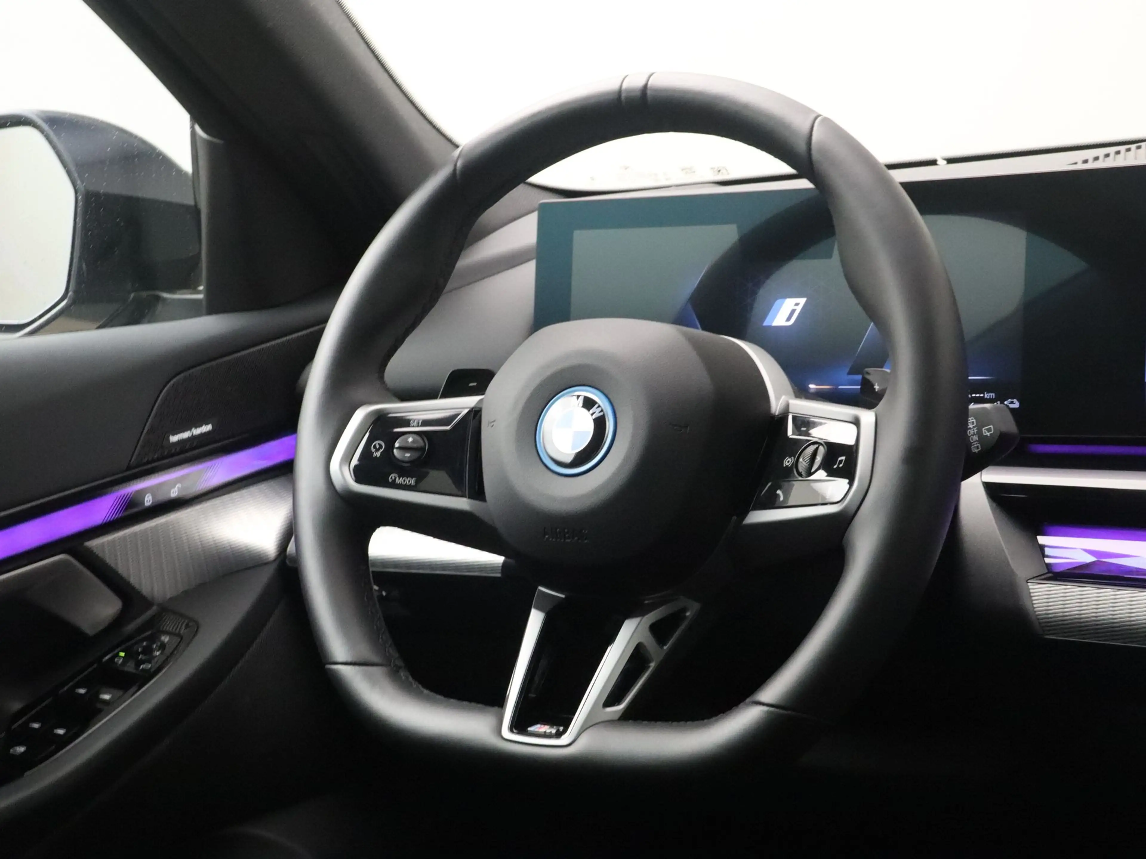 BMW 530 5 Serie 530e Touring M-Sport — photo 2