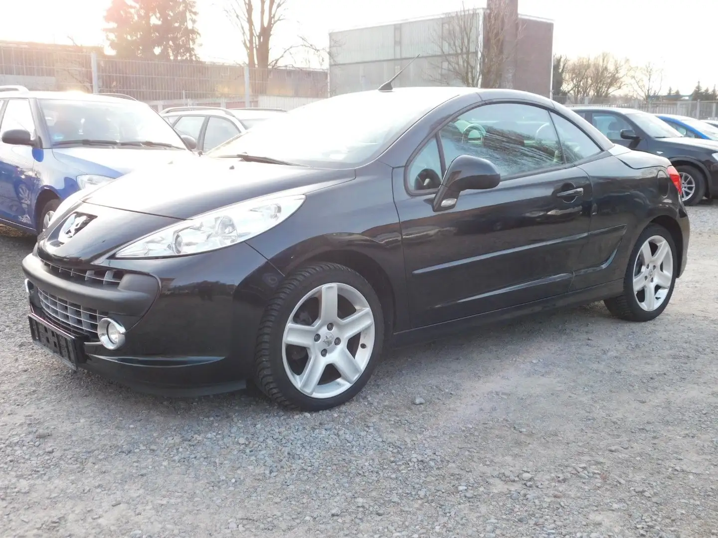 Peugeot 207 CC Cabrio/Roland Garros/Navi/PDC/TUV.11.2026 Schwarz - 2