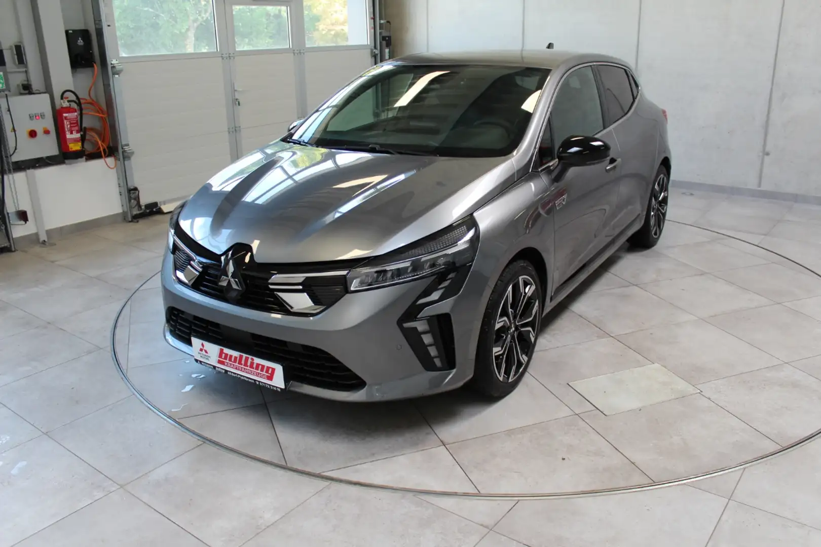 Mitsubishi Colt EDITION 1.6 Hybrid Automatik Grau - 1