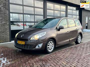 2.0 Privilege 7p. | Autom | Leer | Navi | Xenon |