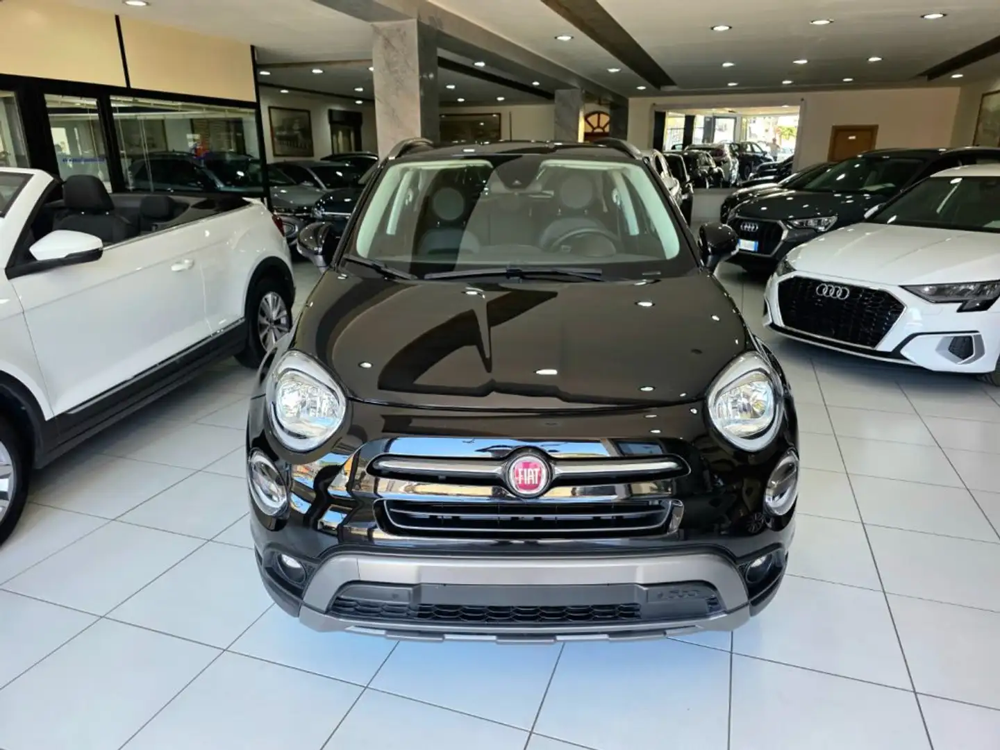Fiat 500X Cross 1.6 MultiJet 130CV Navi e Pelle PRENOTATA Nero - 2