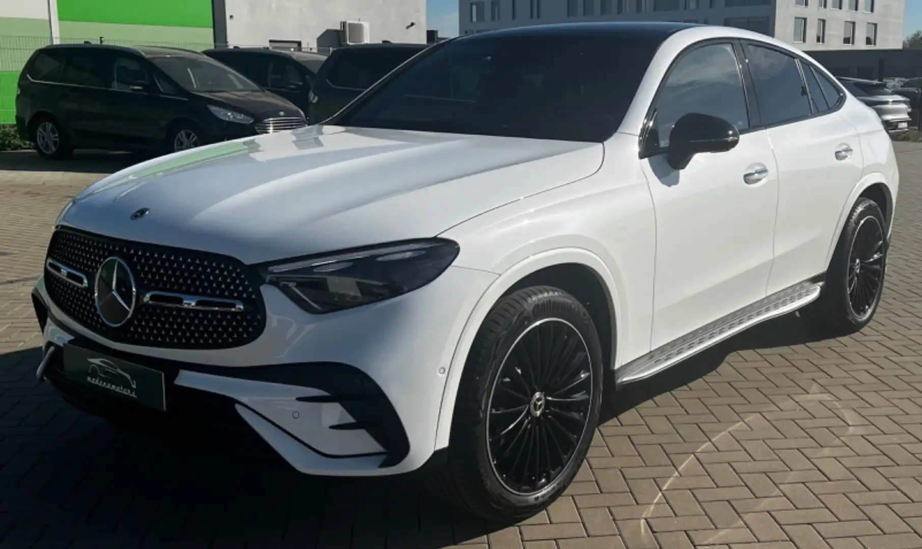 Mercedes-Benz GLC 300 d Coupé AMG 4M - MY24 - EUR1 IS POSSIBLE! Weiß - 2