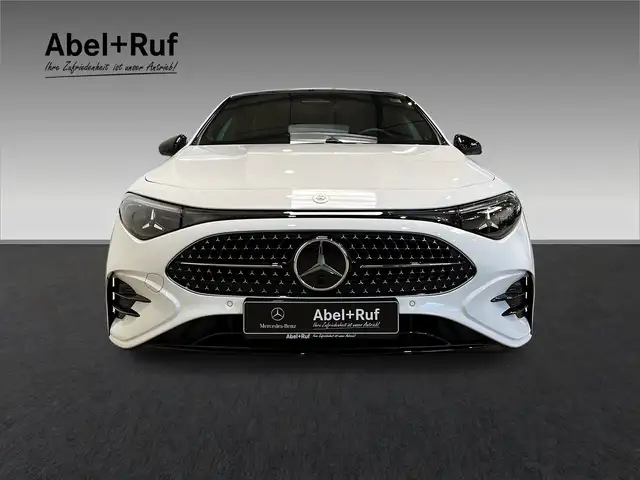 Mercedes-Benz Cla view 2