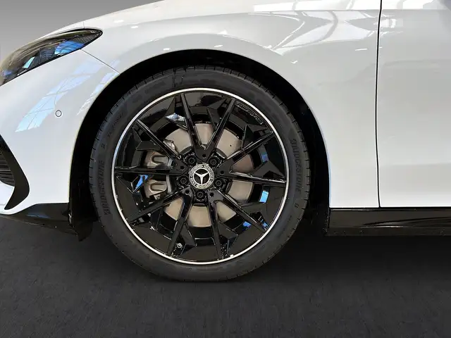 Mercedes-Benz Cla view 7