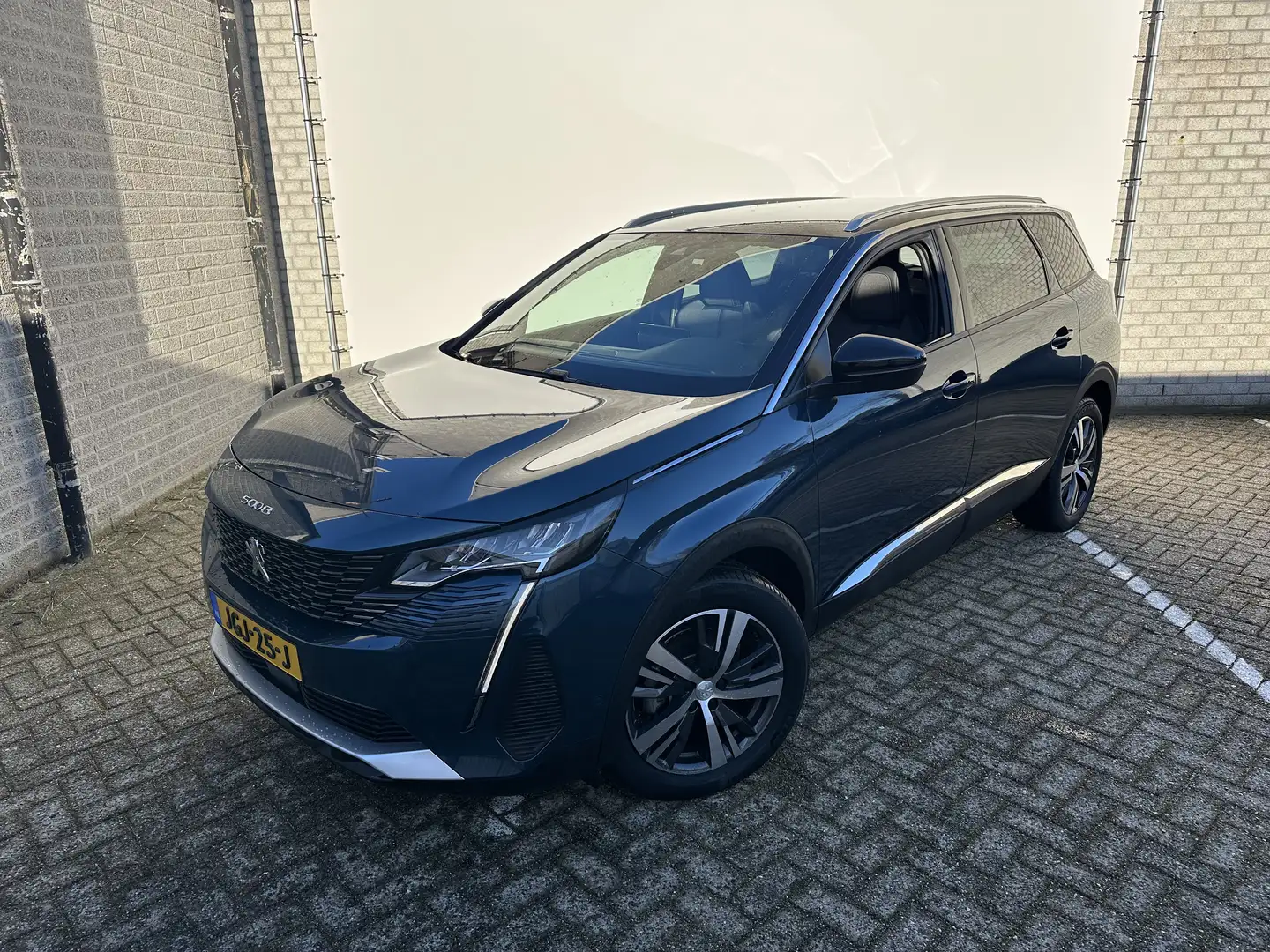 Peugeot 5008 1.2 Hybrid 136 Allure Pack Business Bleu - 2