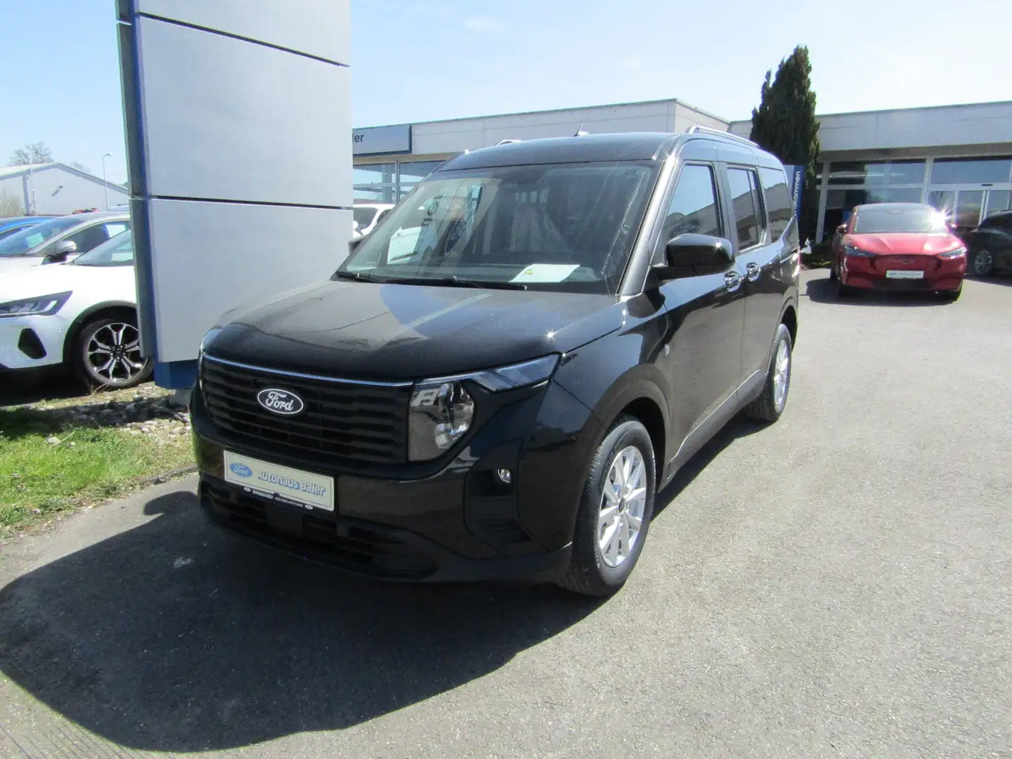 Ford Tourneo Courier Titanium - ACC/TWA/Navi/Key Free/Kamera Negro - 2