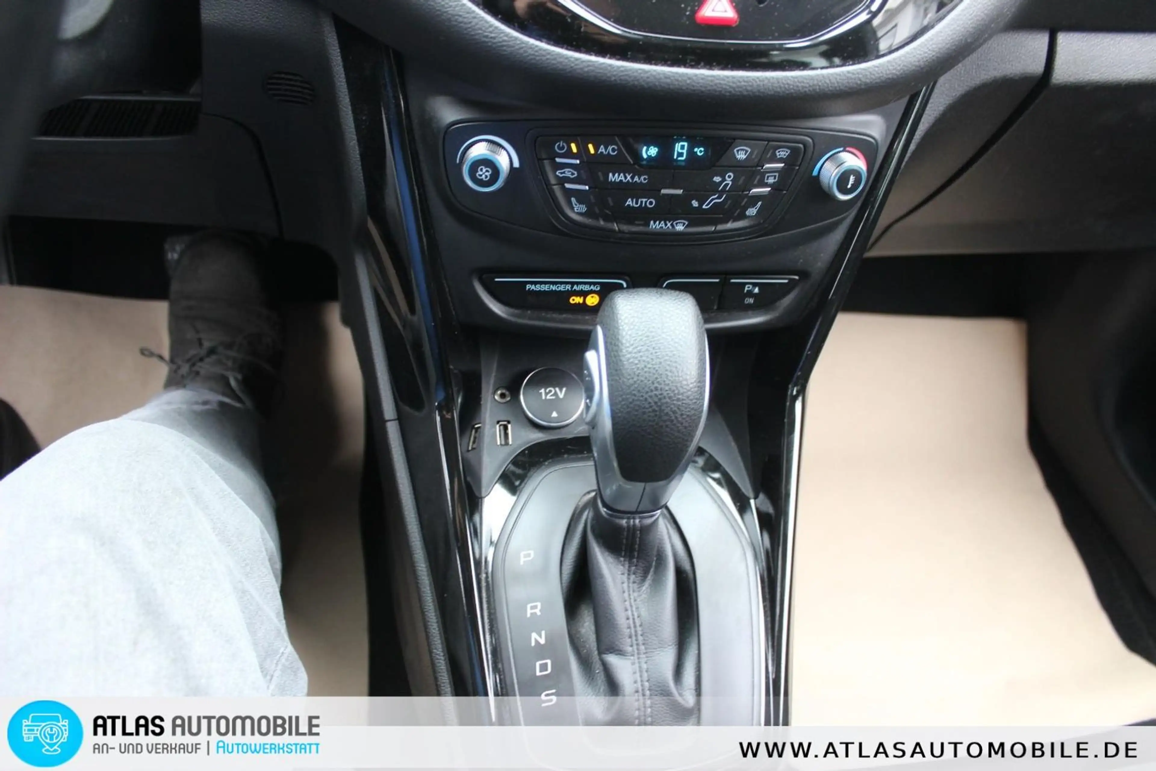 Ford B-Max B-MAX Titanium+AUTOMATIK=PDC VORNE+HINTEN — photo 9