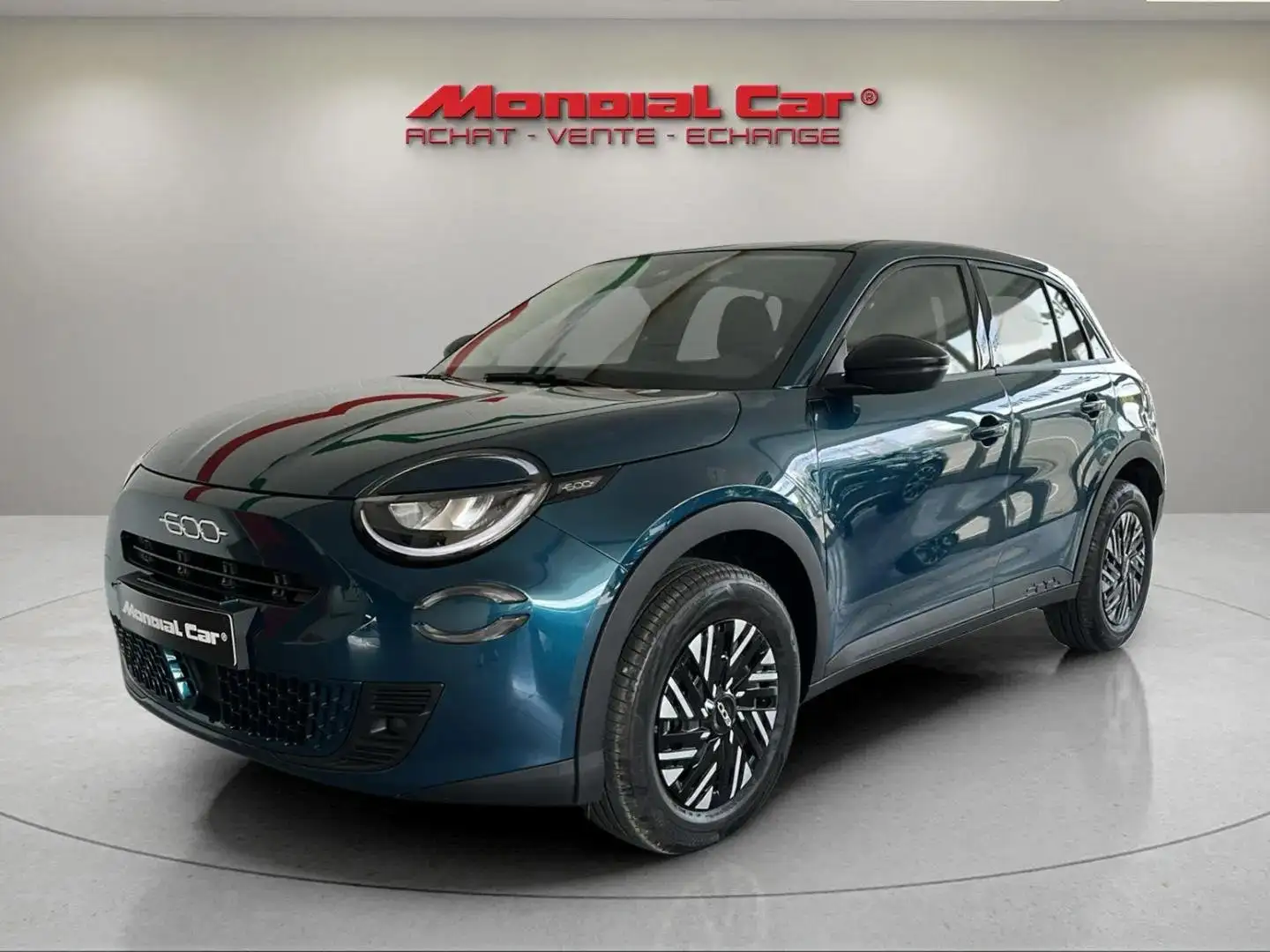 Fiat 600 1.2 Hybrid * Apple CarPlay * Climatisation Auto * Blauw - 1