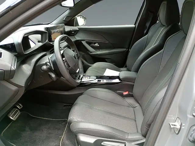 Peugeot 2008 view 10