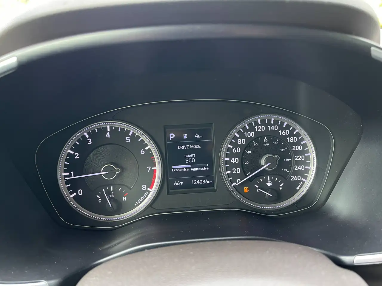Hyundai SANTA FE снимка Hyundai SANTA FE