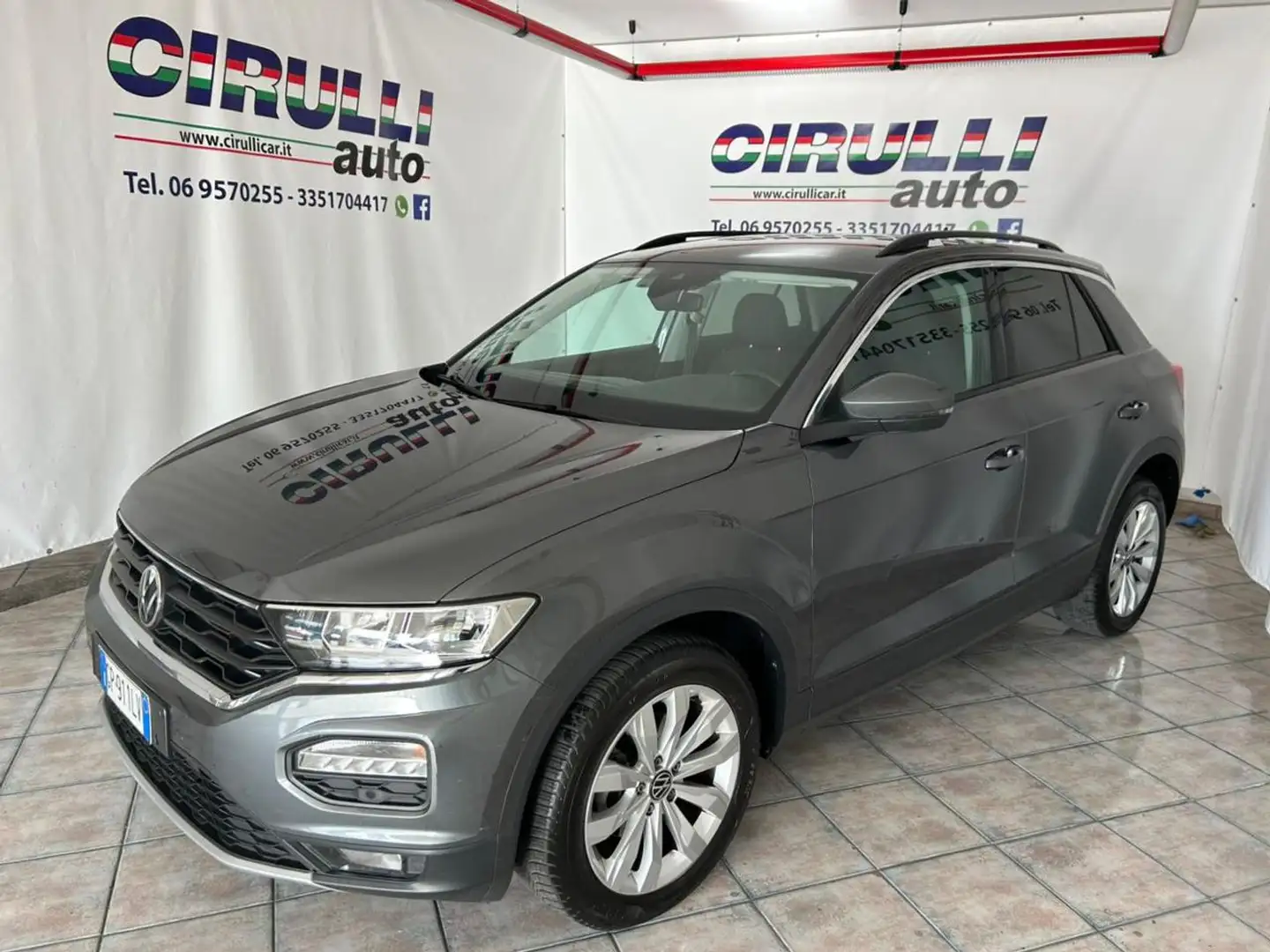 Volkswagen T-Roc 1.0 TSI Style BlueMotion Technology Grigio - 1