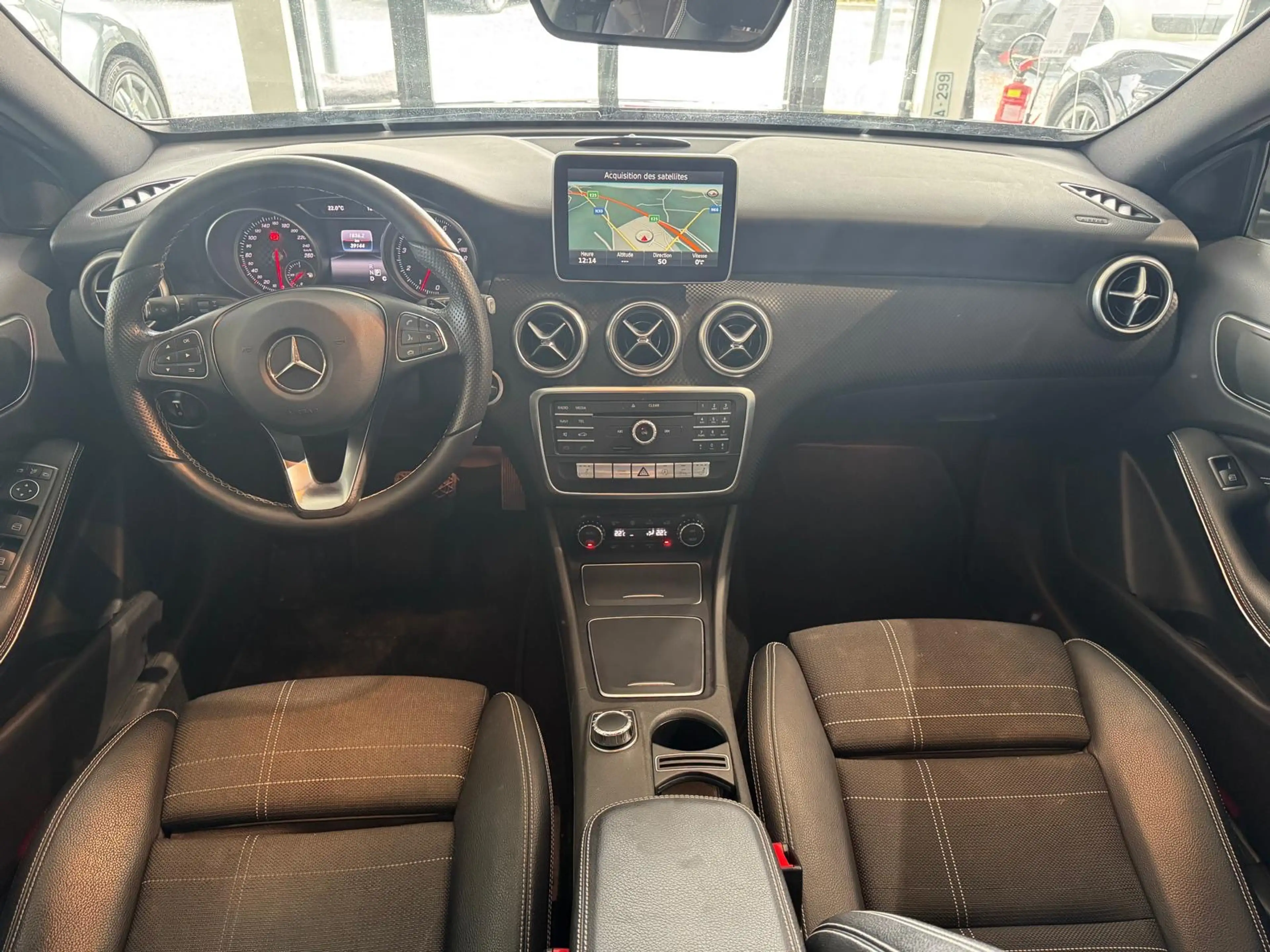 Mercedes-Benz A 180 *BOITE AUTO*LED*XENON*GPS*RADAR*✅39000 KM✅ — photo 6