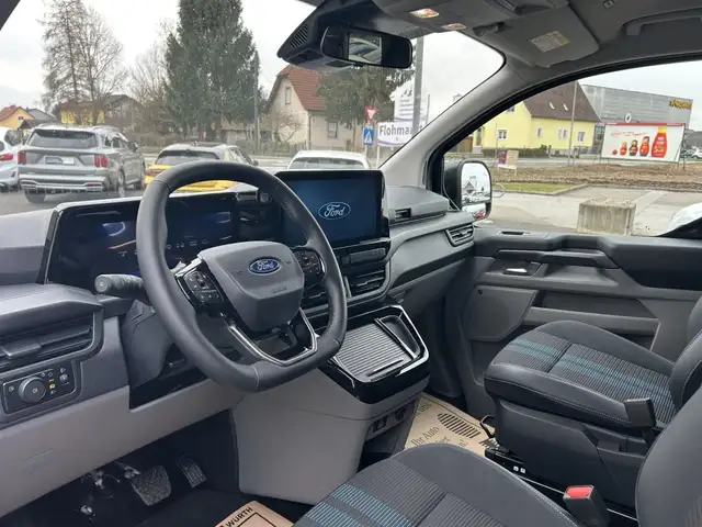 Ford Transit Custom Tourneo Custom Sport 340 L2H1 2.5 PHEV 233PS Automatik Ansicht 14