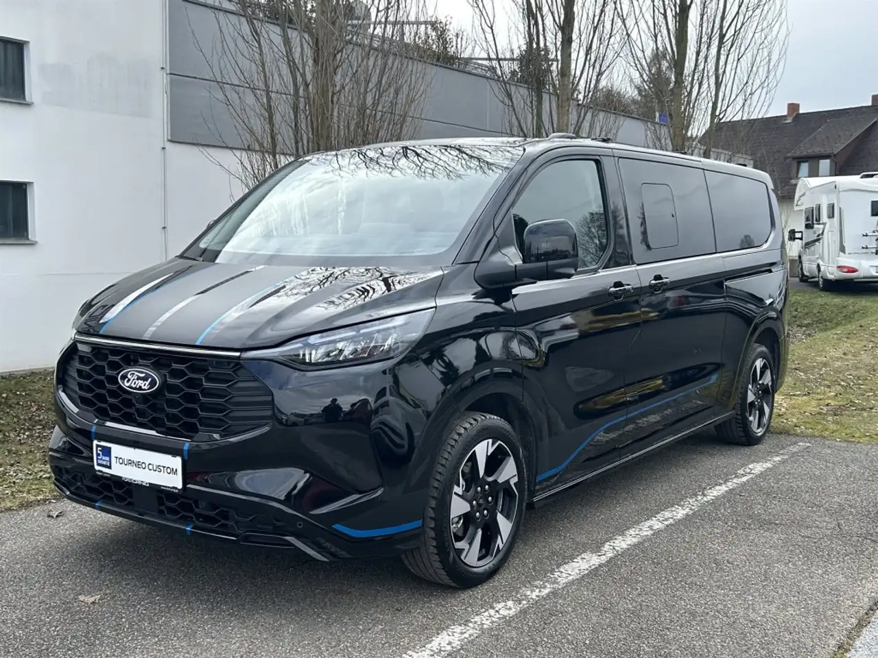 Ford Transit Custom Tourneo Custom Sport 340 L2H1 2.5 PHEV 233PS Automatik