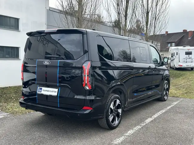 Ford Transit Custom Tourneo Custom Sport 340 L2H1 2.5 PHEV 233PS Automatik Ansicht 4