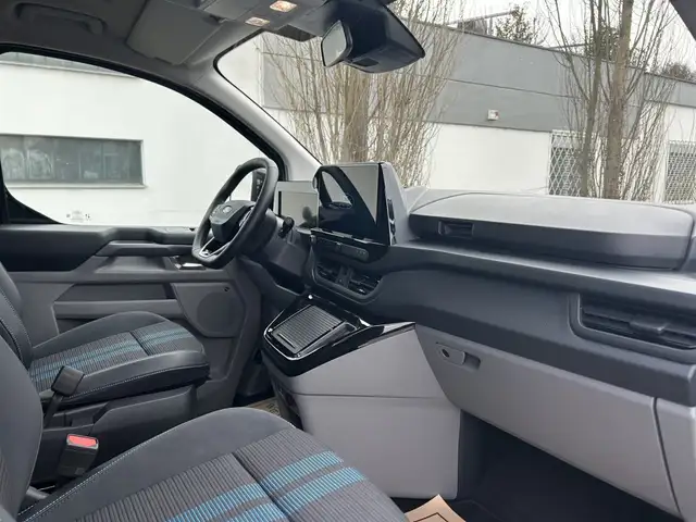 Ford Transit Custom Tourneo Custom Sport 340 L2H1 2.5 PHEV 233PS Automatik Ansicht 7