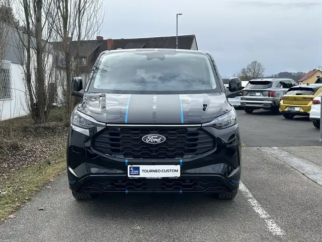 Ford Transit Custom Tourneo Custom Sport 340 L2H1 2.5 PHEV 233PS Automatik Ansicht 2