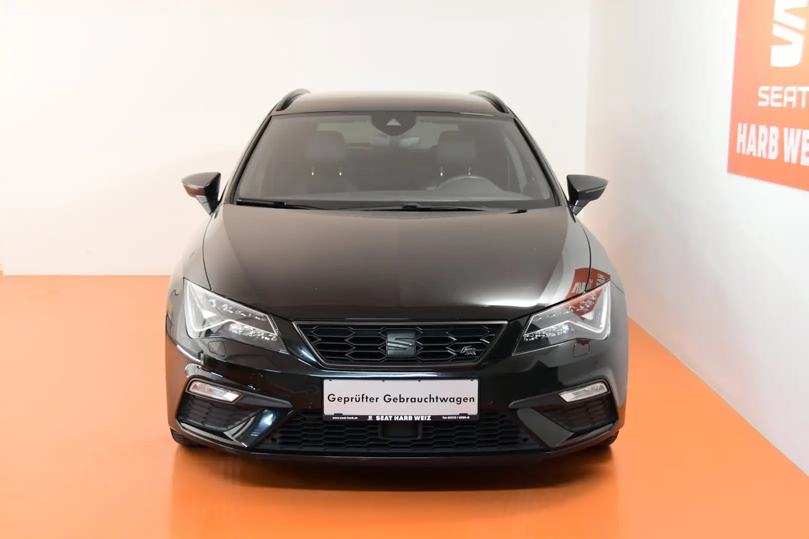 SEAT Leon Black-Edition TSI Schwarz - 2