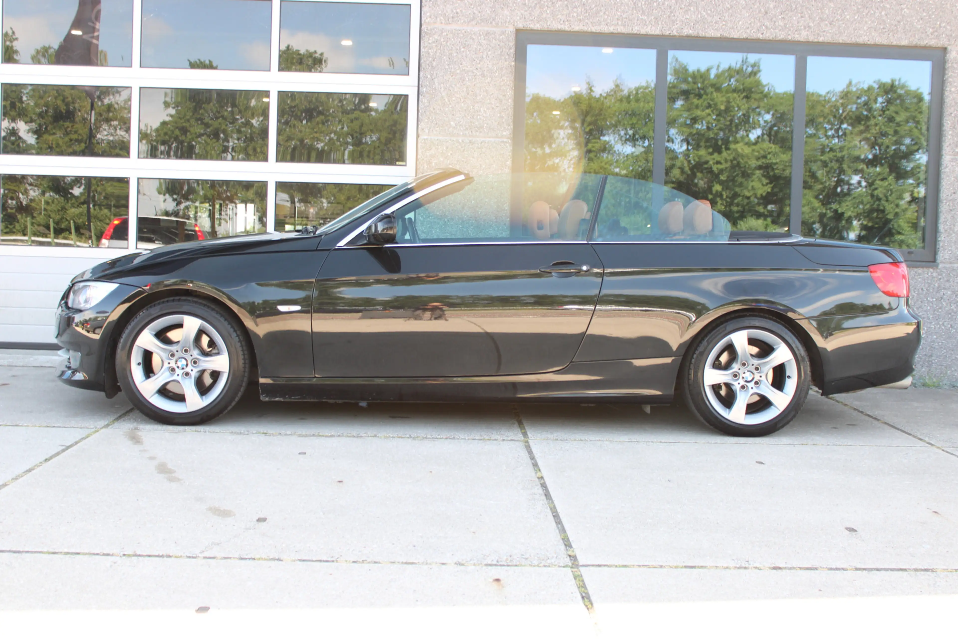 BMW 325 3-serie Cabrio 325i High Executive Orig NL Sportst — photo 11