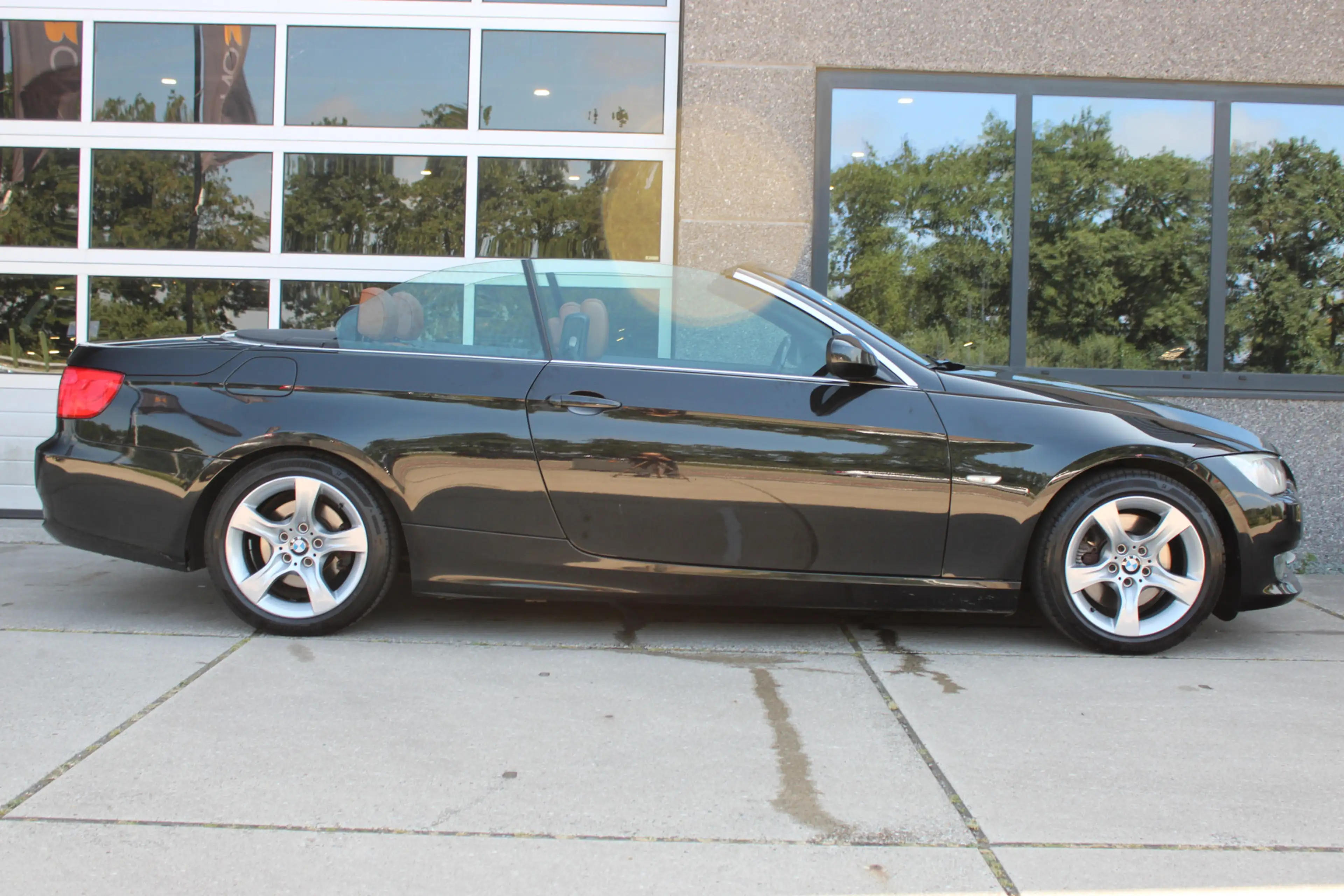 BMW 325 3-serie Cabrio 325i High Executive Orig NL Sportst — photo 4