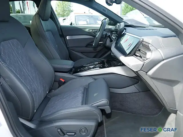 Audi A5 view 5